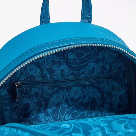 Hibiscus blue stitch loungefly - Picture 4 of 4